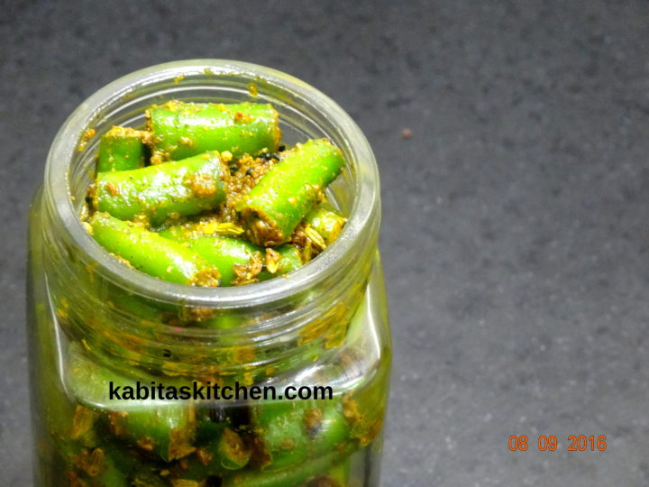green chilli pickle